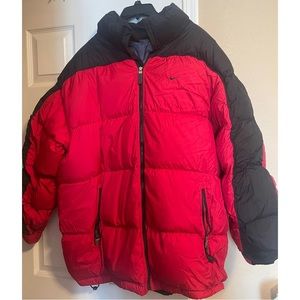 NIKE Men’s Puffer Jacket